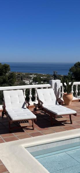 Romantic white Villa -private pool
